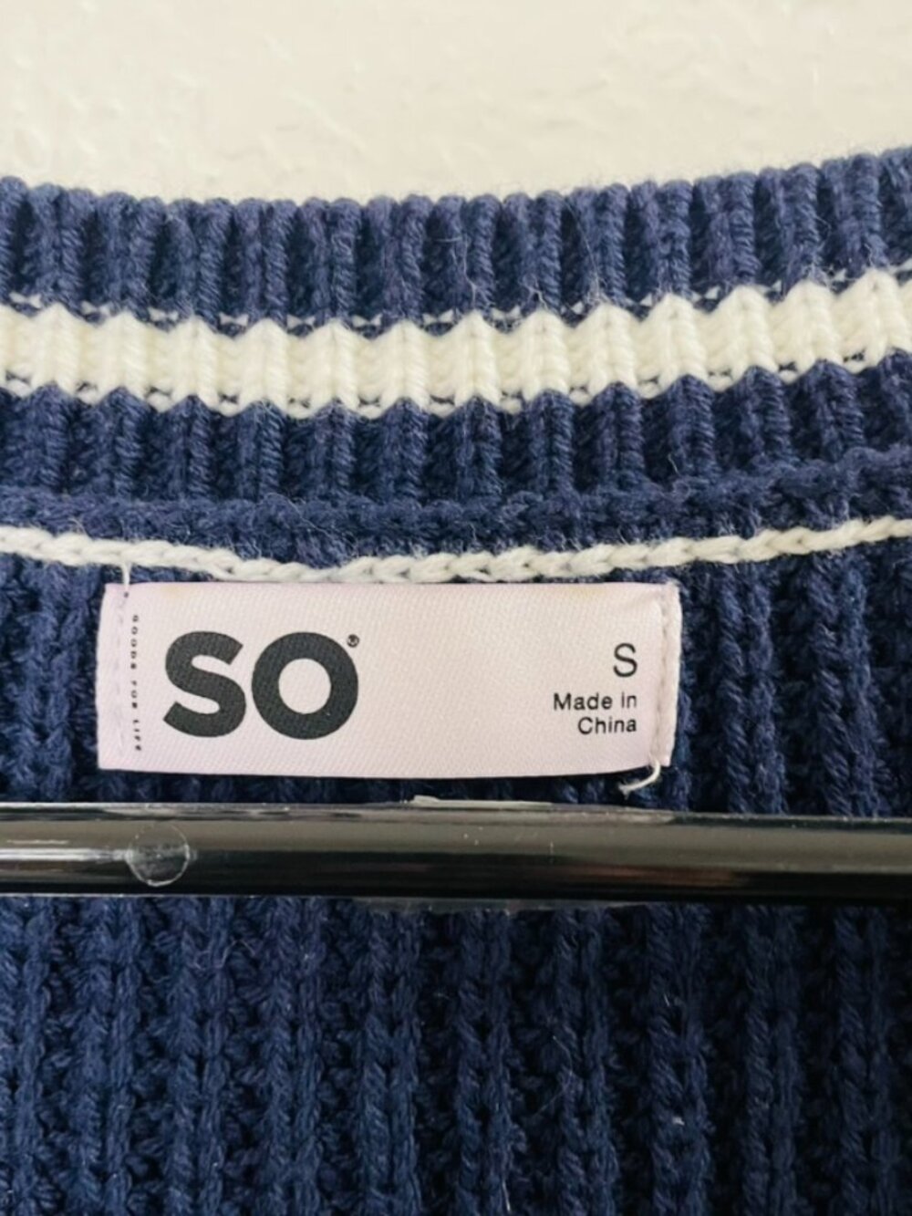 SO® Blue and White Cableknit Button Up Sweater Vest | Small - Picture 3 of 7